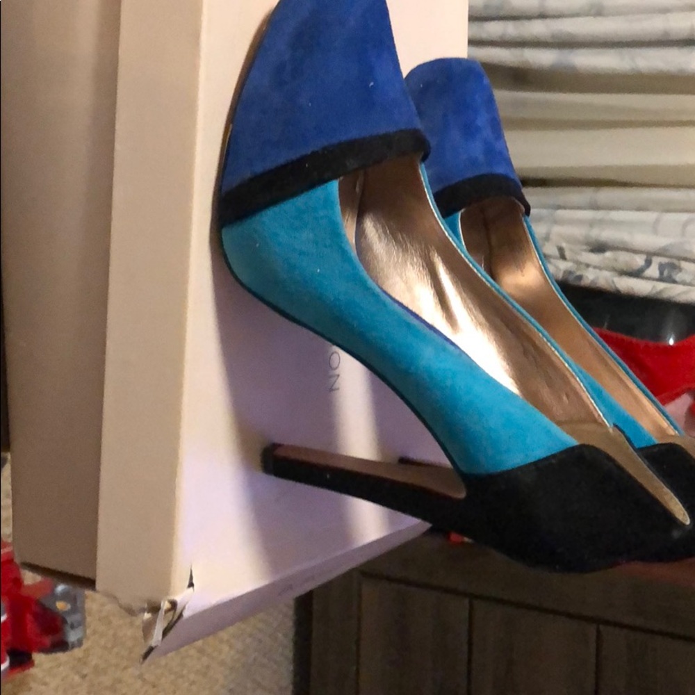 Shoes - Picture 2 of 3